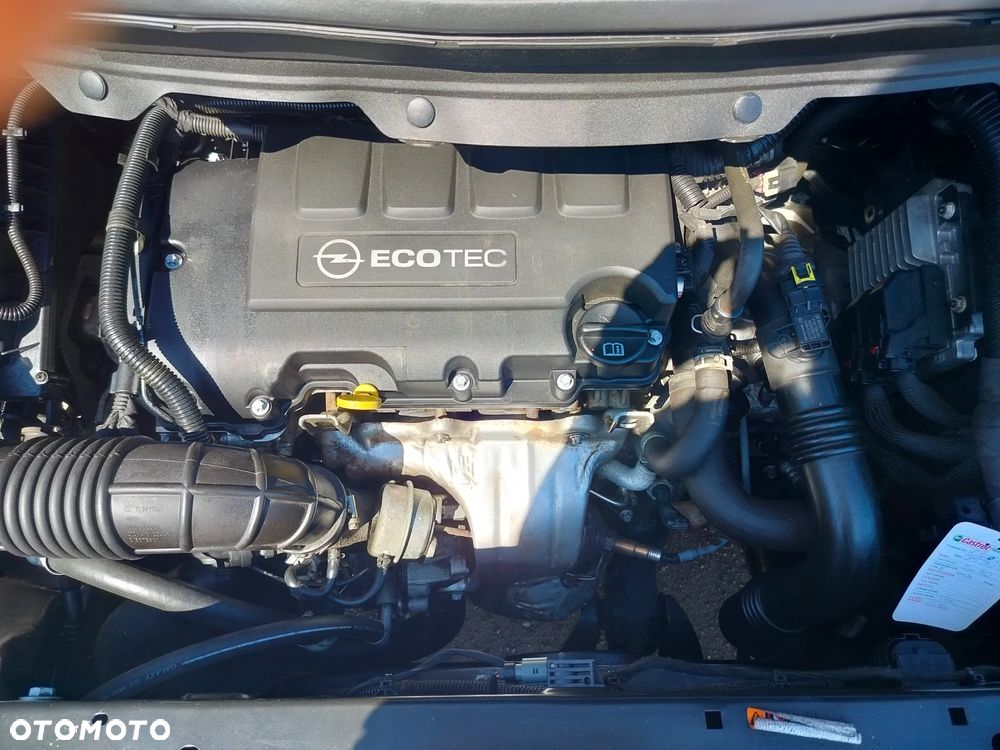 Opel Zafira 1.4 T Cosmo EcoFLEX S&S - 35