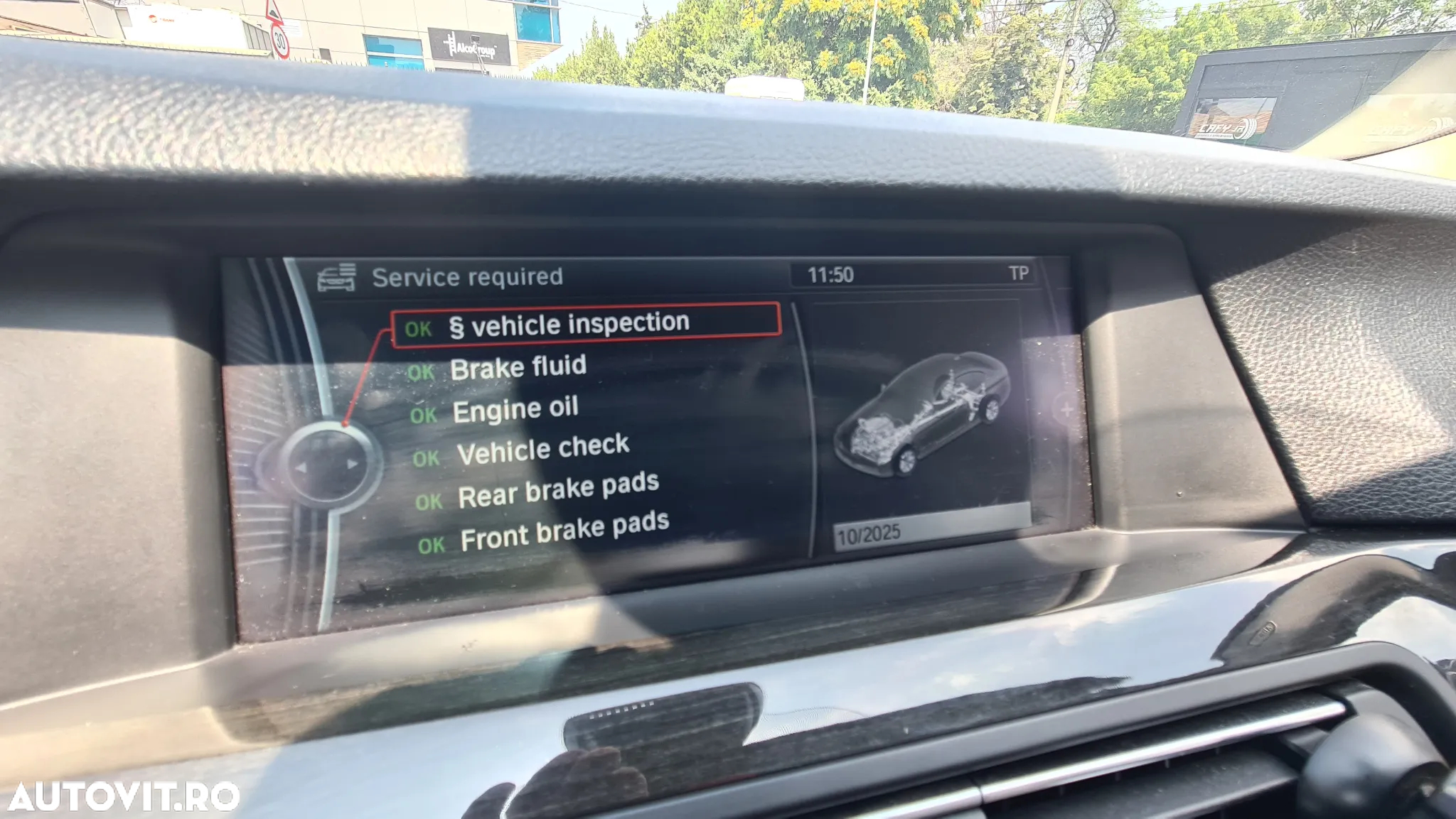 BMW Seria 5 530d xDrive - 17