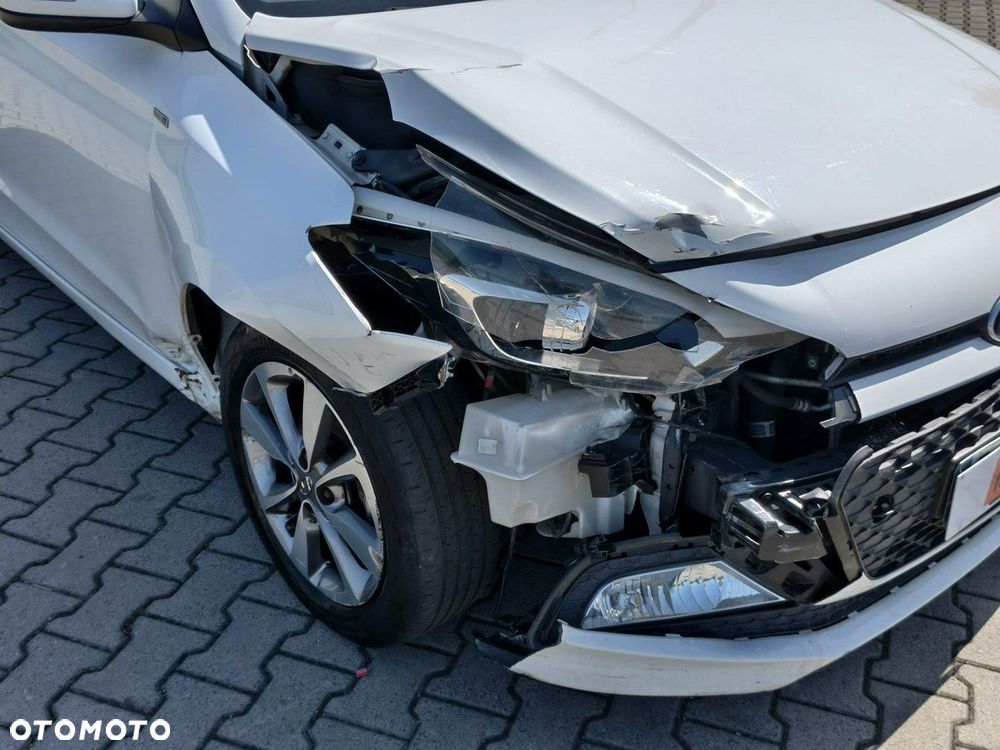 Hyundai i20 - 23