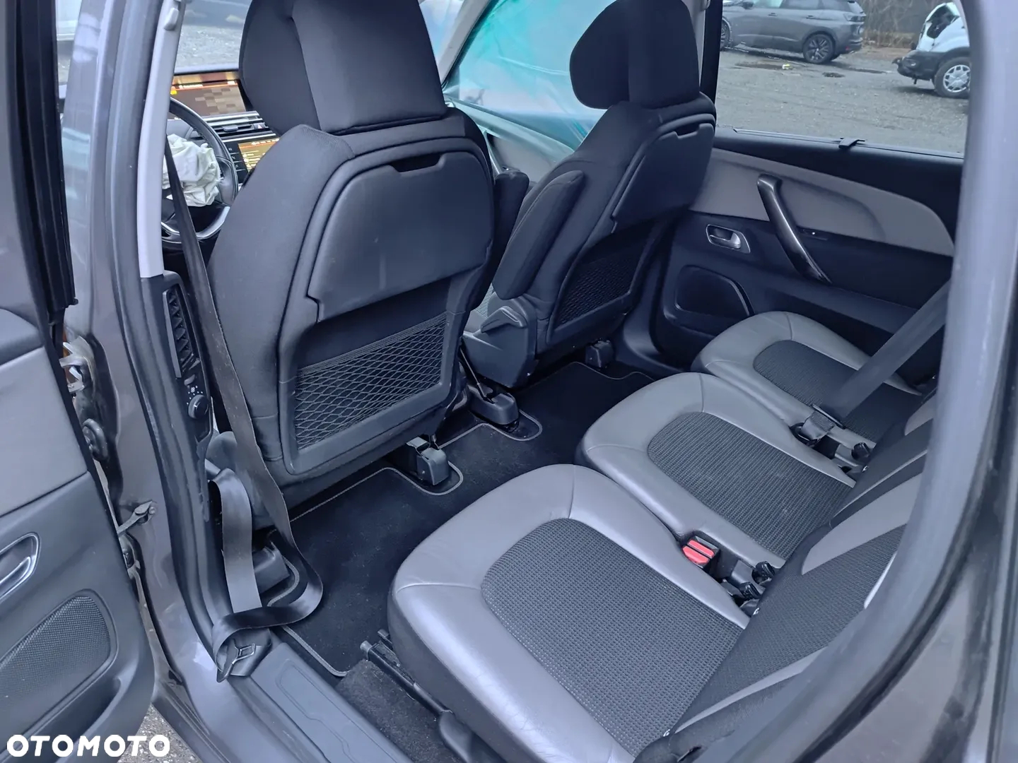 Citroën C4 Grand Picasso BlueHDi 120 Exclusive - 24