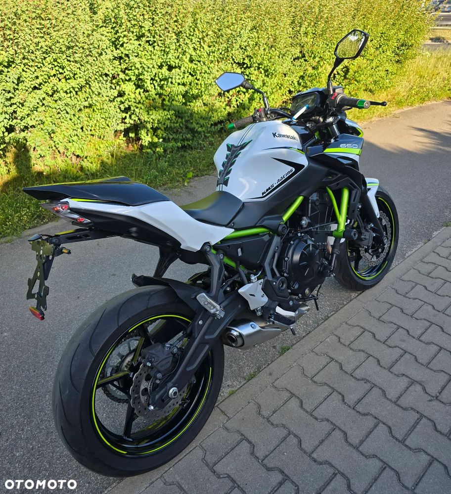 Kawasaki Z 650 - 12