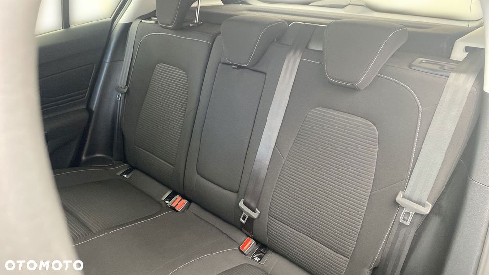 Ford Focus 1.0 EcoBoost mHEV Titanium X - 11