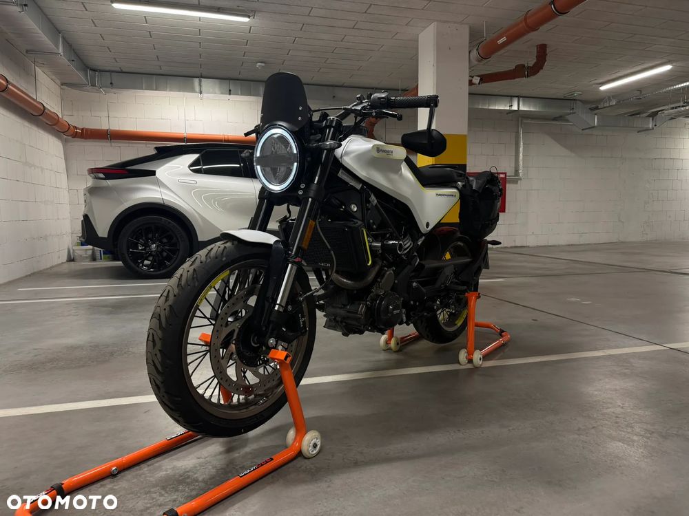 Husqvarna Vitpilen - 1