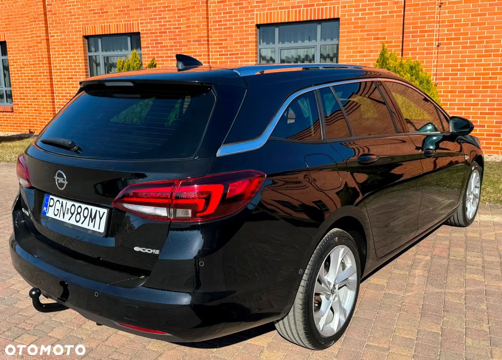 Opel Astra 1.6 CDTI Cosmo - 4