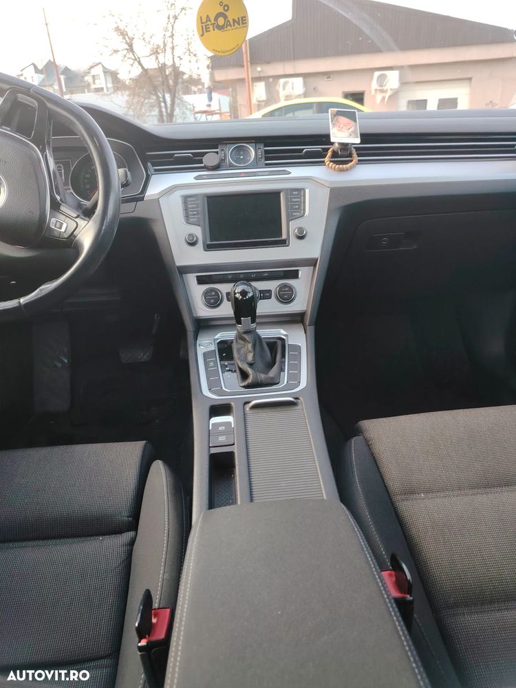 VOLKSWAGEN Passat 2015 — imagine 9
