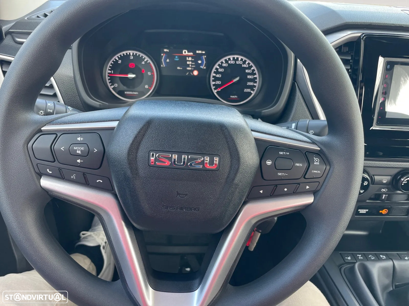 Isuzu D-Max 1.9 Ddi CD 4WD L - 13