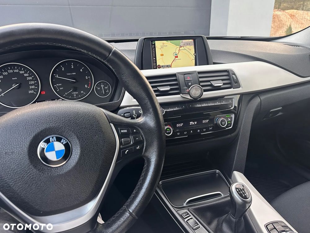 BMW Seria 3 - 16
