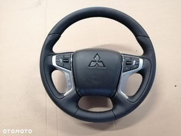 Kierownica + poduszka powietrzna Mitsubishi L200 rok 2016-2019