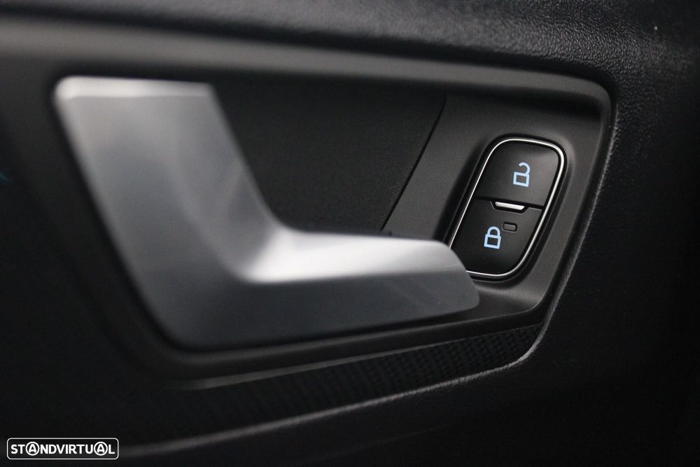 Ford Focus 1.0 EcoBoost ST-Line - 27