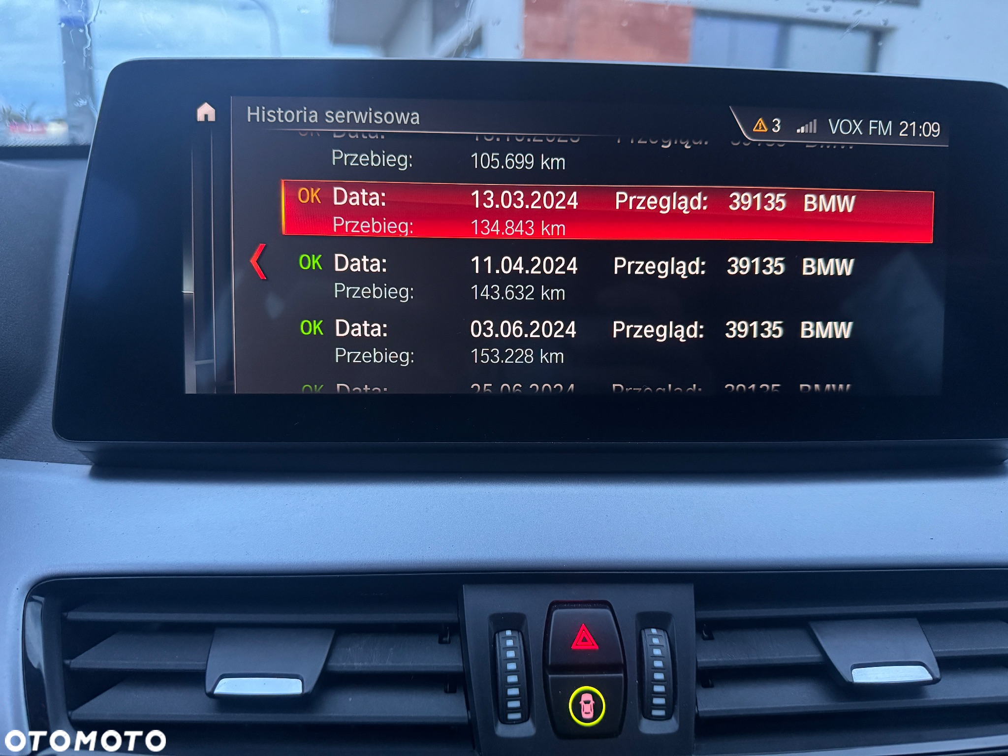 BMW X1 sDrive18d xLine - 37