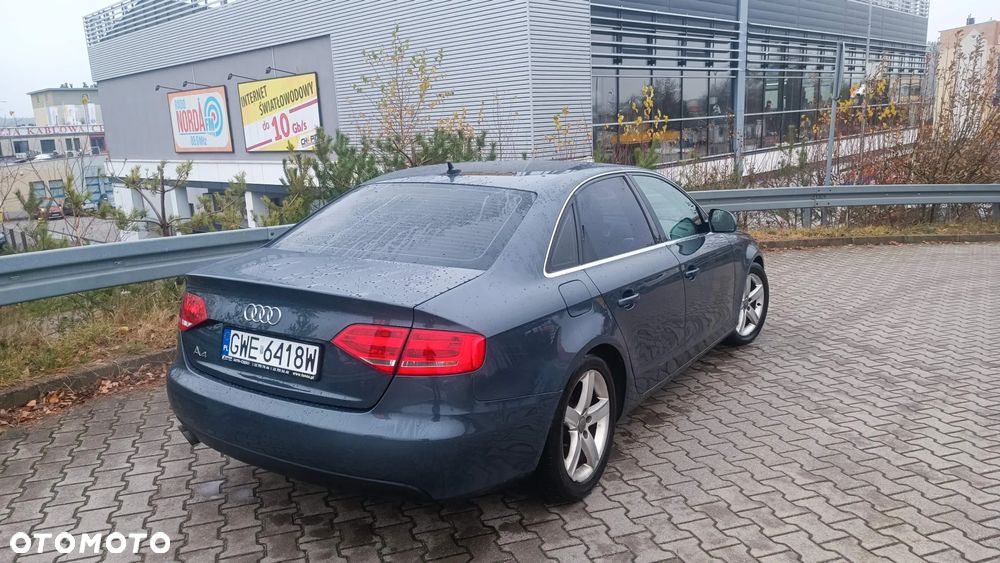 Audi A4 Limousine 2.0 TDI Limited Edition - 4