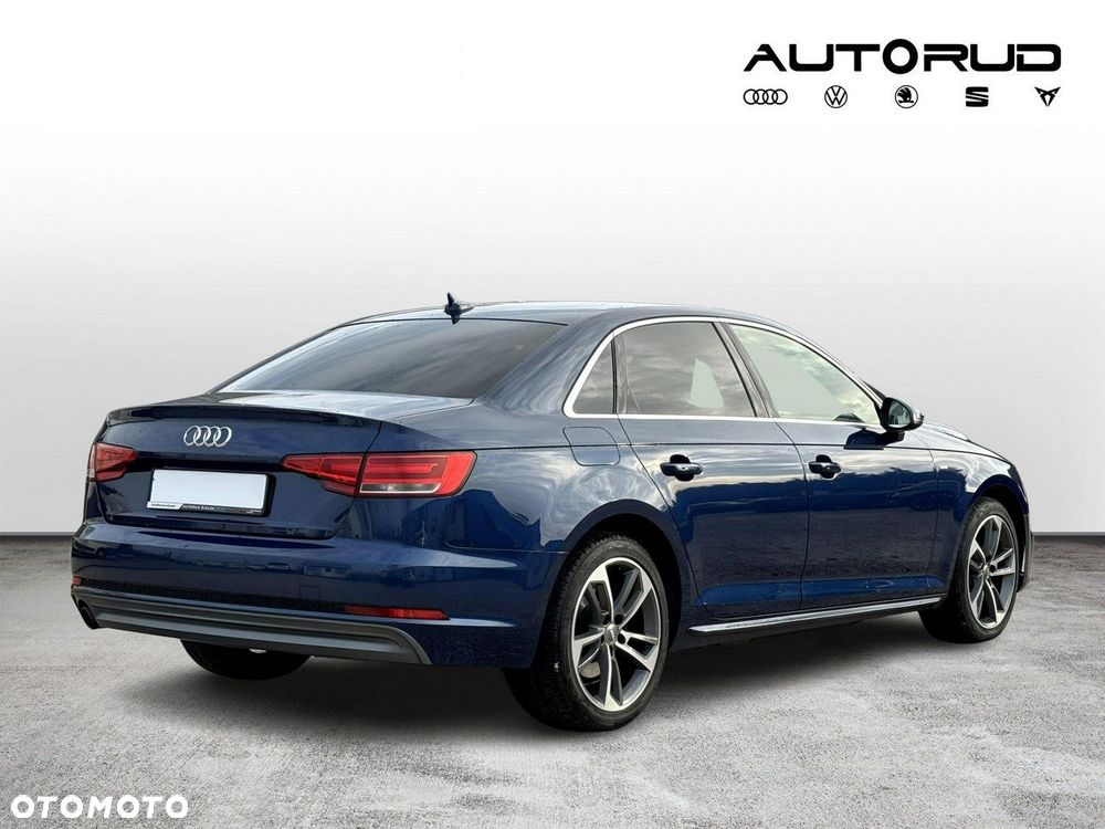 Audi A4 Limousine - 5