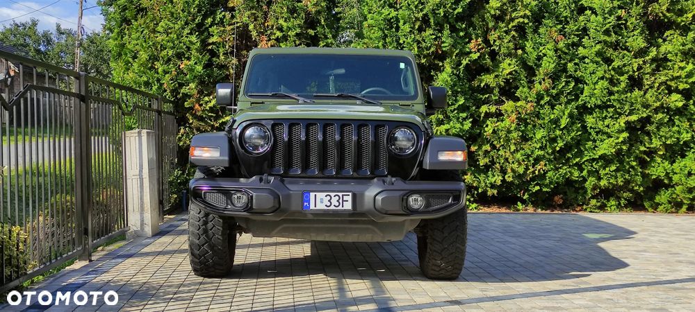 Jeep Wrangler - 4