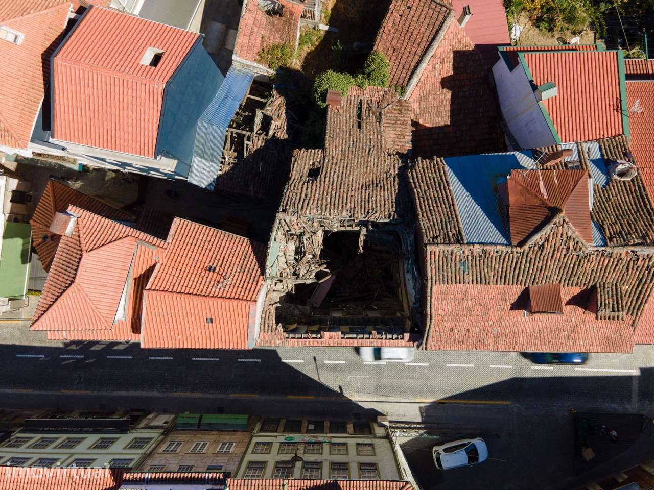 Prédio para Reconstrução no Centro Histórico de Lamego - Grande imagem: 5/18