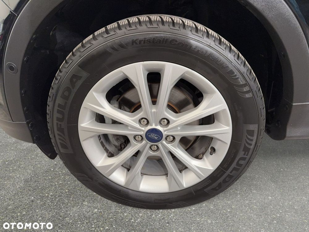Ford Kuga - 11