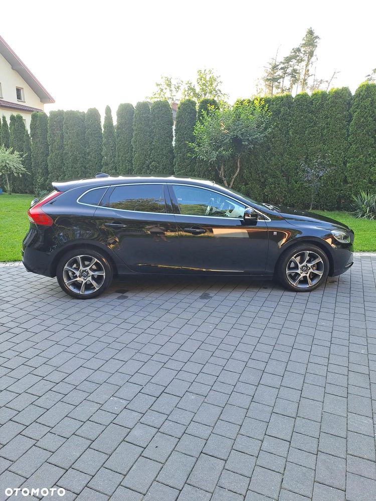 Volvo V40 T3 Drive-E Ocean Race - 3
