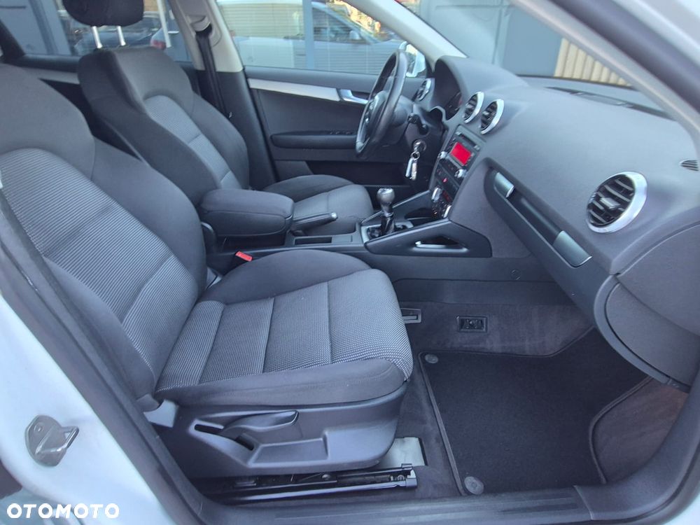 Audi A3 Sportback 1.4 TFSI Attraction - 34