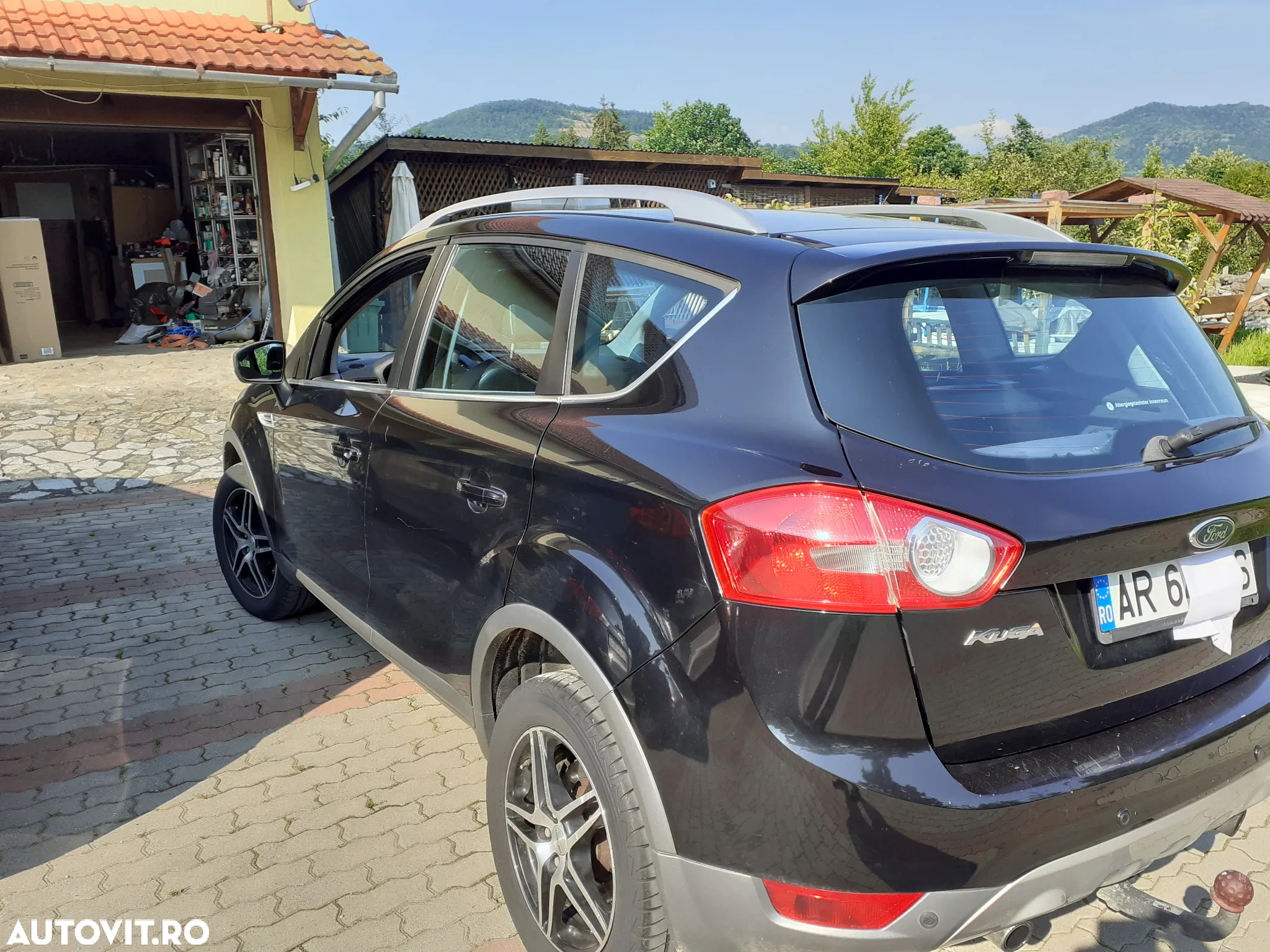 Ford Kuga - 4