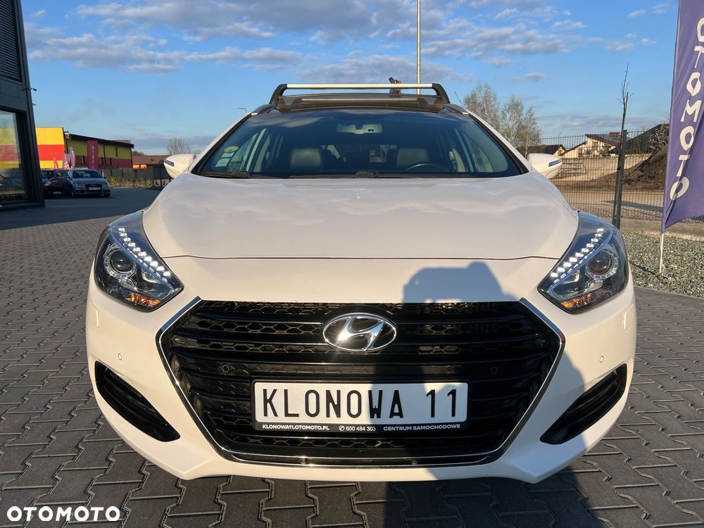 Hyundai i40 Kombi 1.7 CRDi DCT Premium - 3