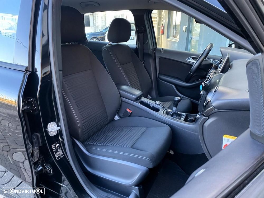 Mercedes-Benz B 180 CDI BlueEFFICIENCY - 5