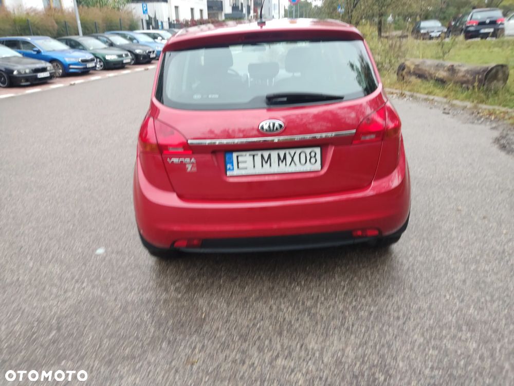 Kia Venga 2017 photo 4