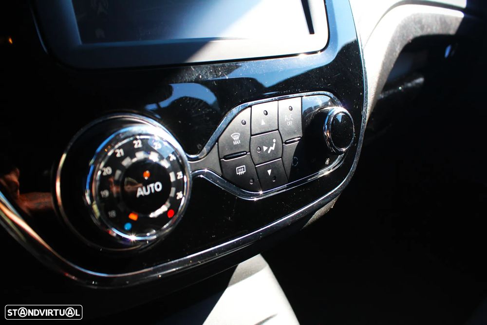 Renault Captur ENERGY TCe 120 EDC LIMITED - 39