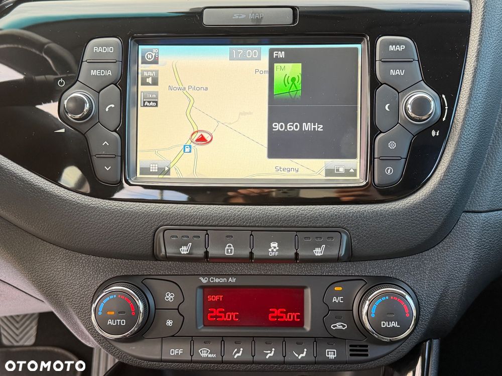 Kia Ceed - 34