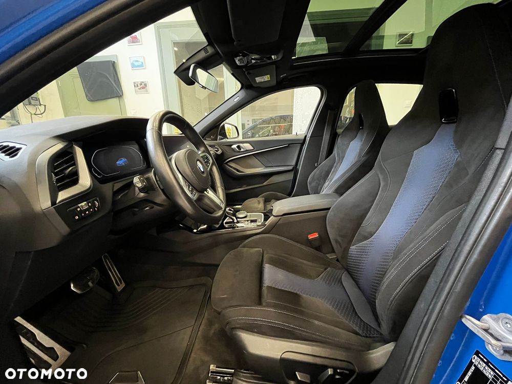 BMW Seria 1 M135i xDrive Edition Colorvision - 14