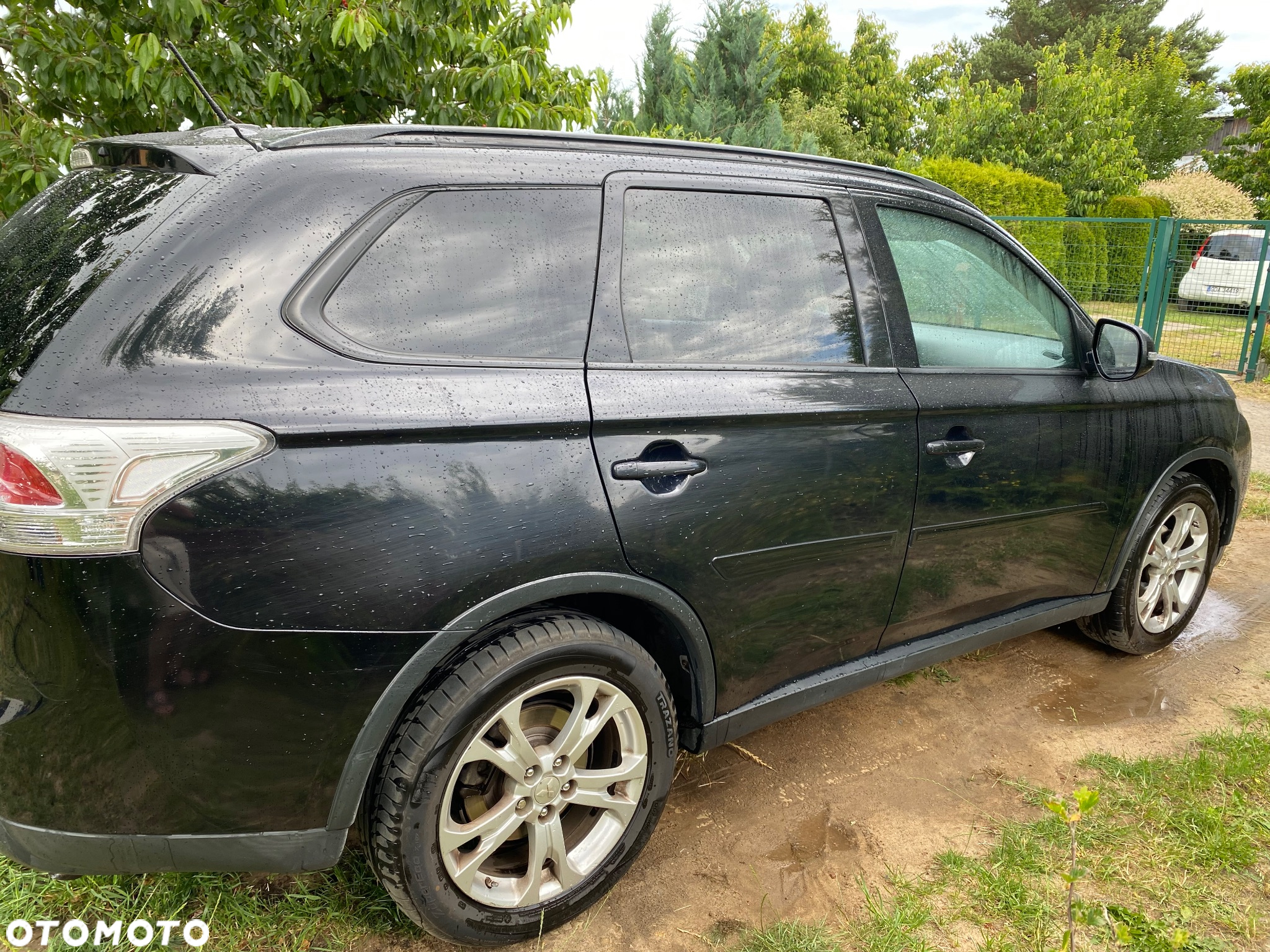 Mitsubishi Outlander 2.4 4WD CVT Intense - 3