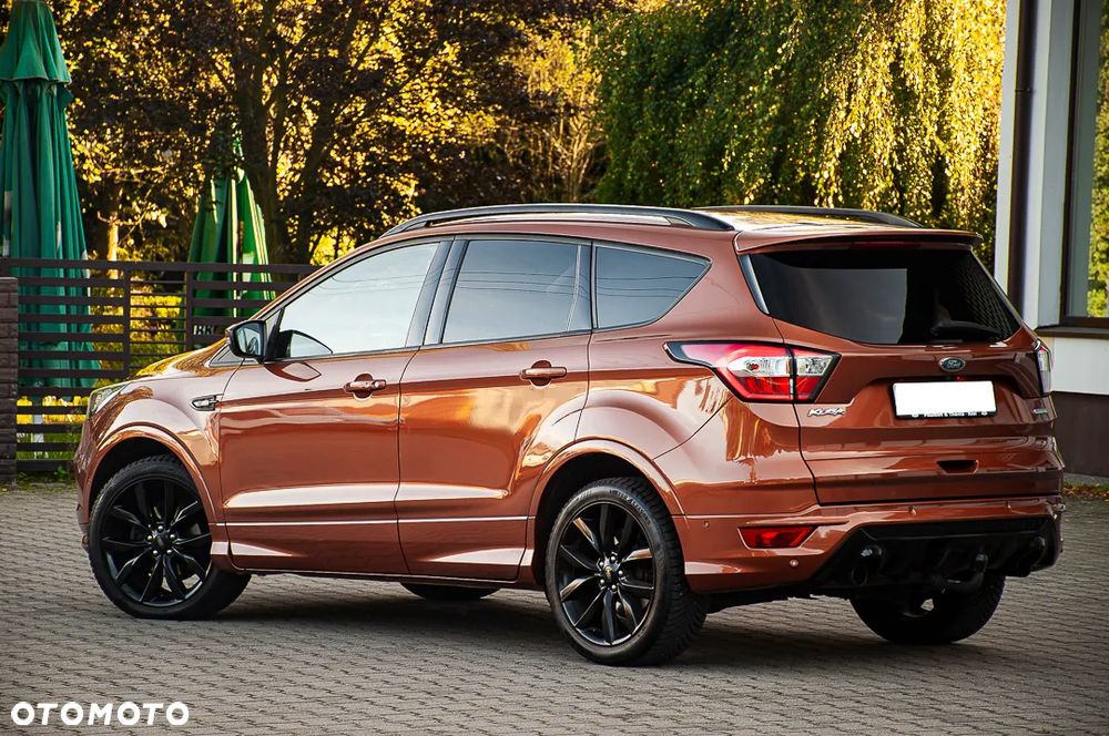 Ford Kuga 1.5 EcoBoost 2x4 ST-Line - 12