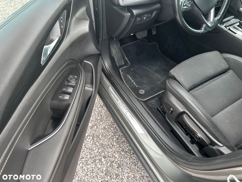 Opel Insignia 2.0 Automatik Edition - 17