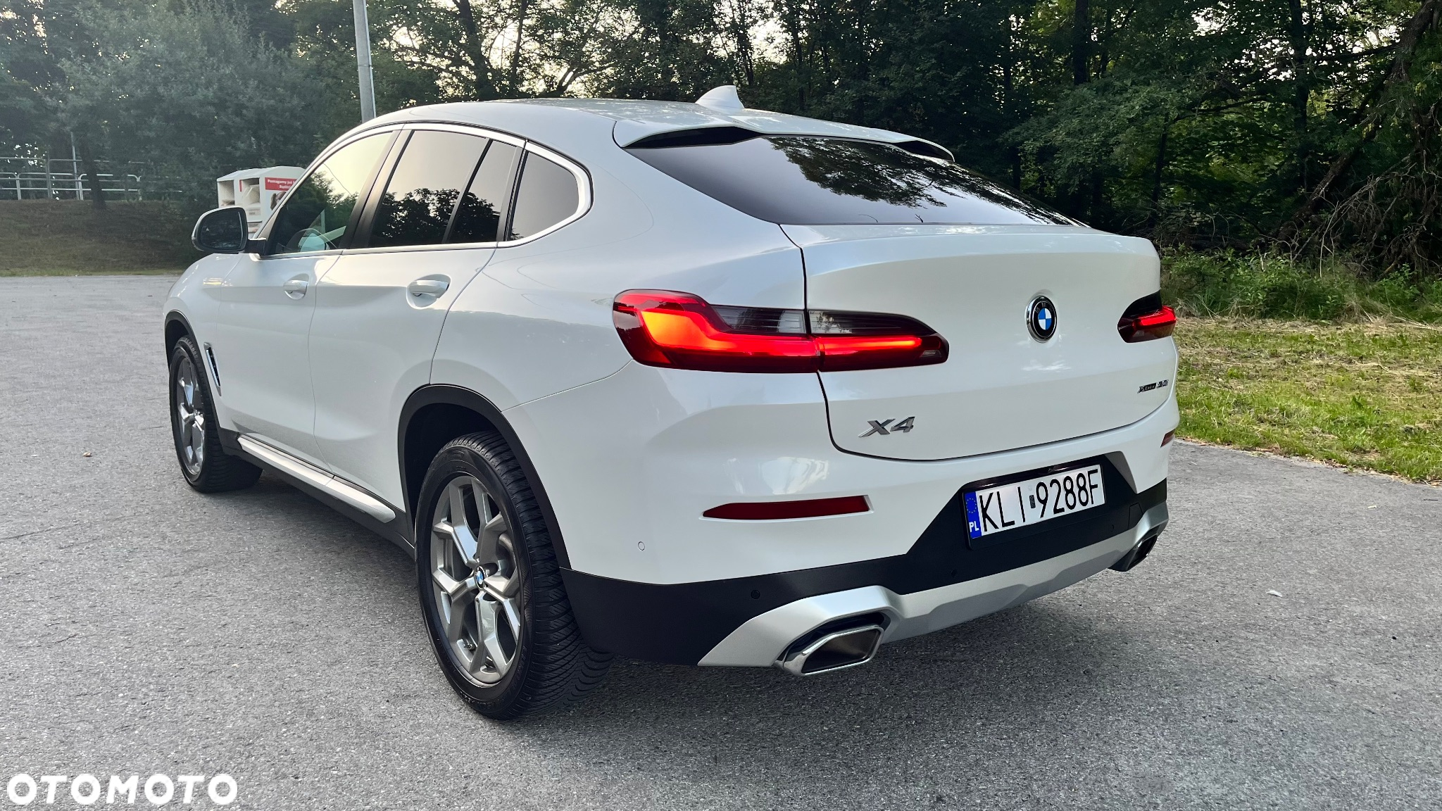 BMW X4 - 11
