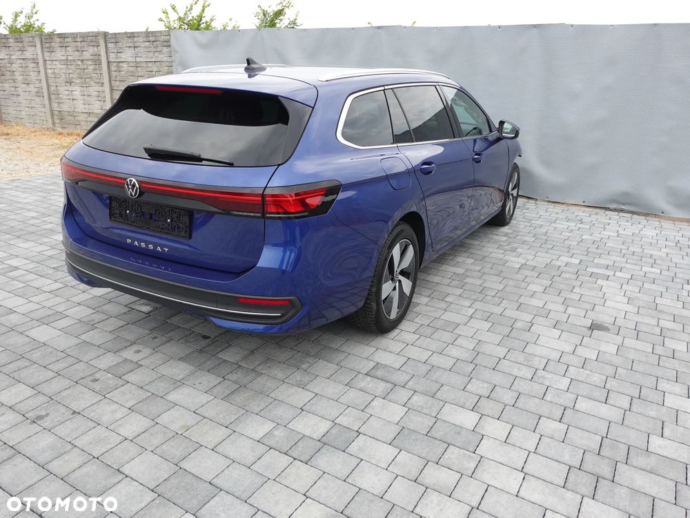Volkswagen Passat 2.0 TDI SCR DSG Business - 2