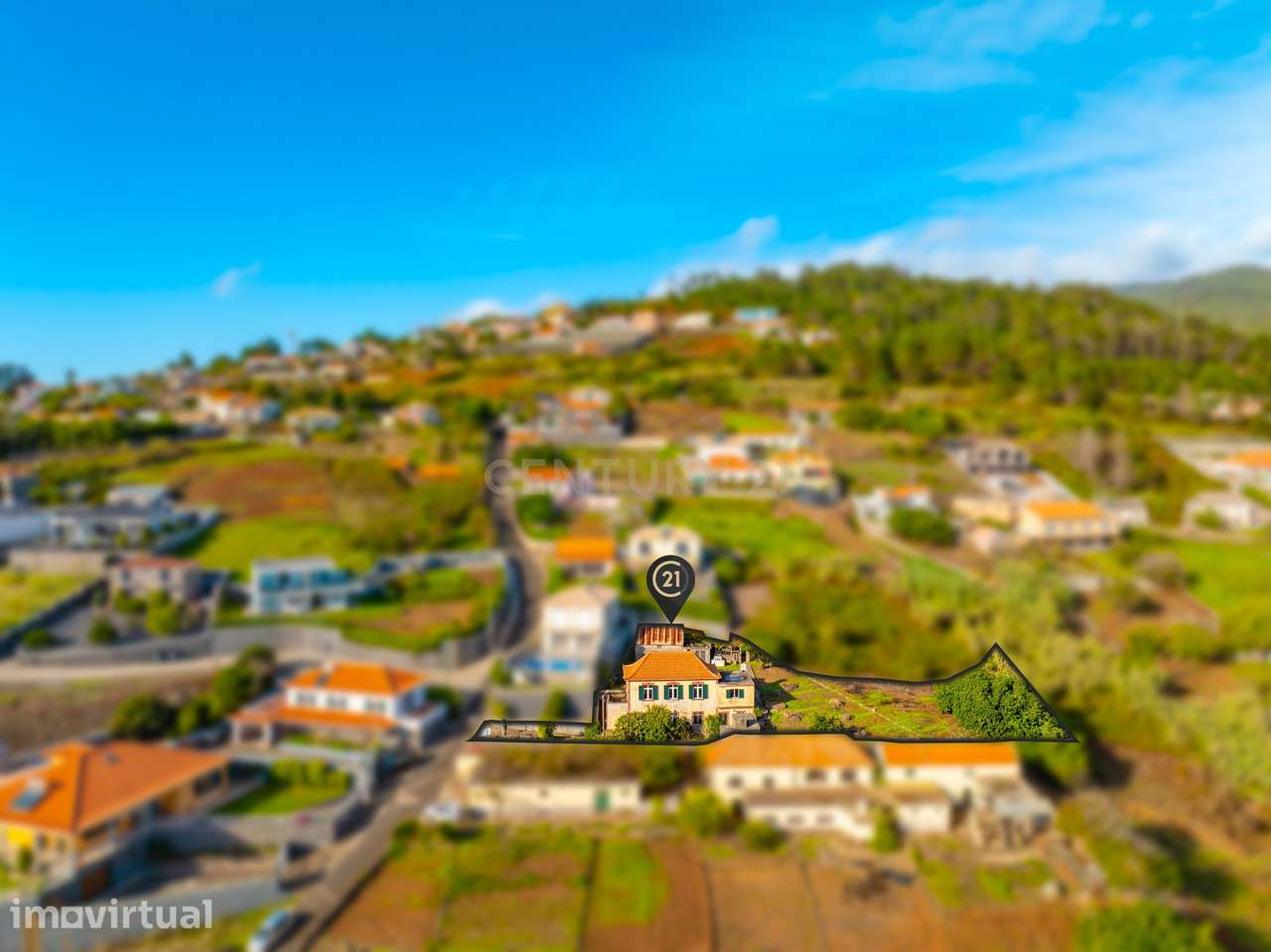 Moradia Tradicional nos Prazeres com Terreno e Vista Mar - Grande imagem: 5/28