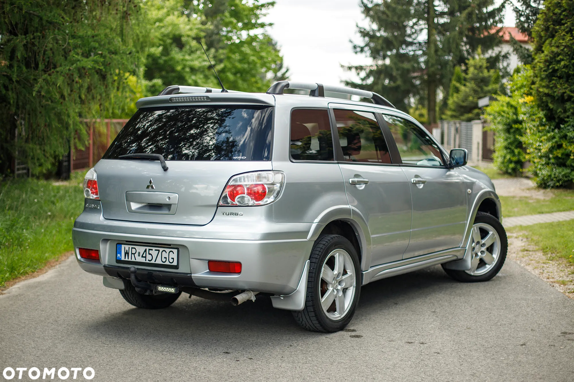Mitsubishi Outlander 2.0 Turbo 4WD - 23