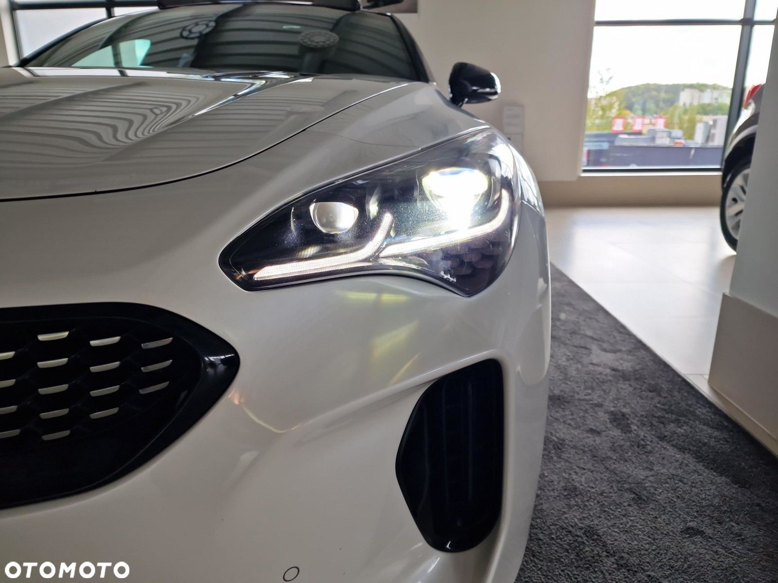 Kia Stinger 3.3 T-GDI V6 GT AWD - 36