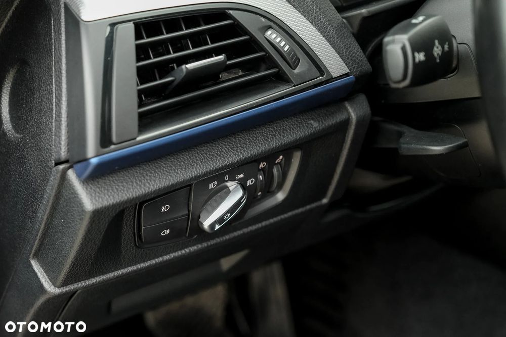 BMW Seria 1 118d - 16