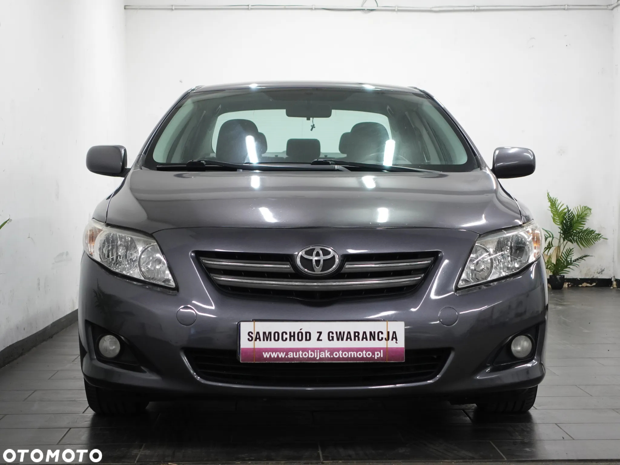 Toyota Corolla 1.6 Luna - 12
