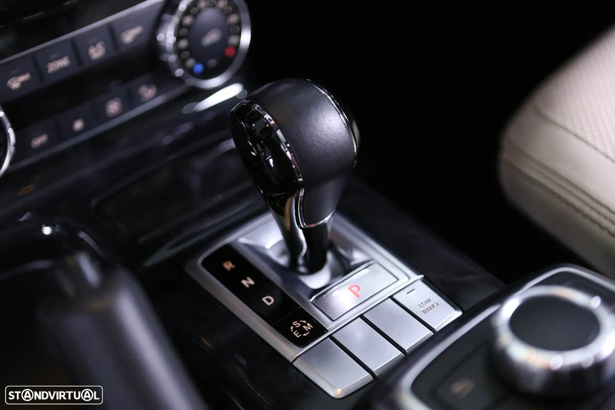 Mercedes-Benz G 350 d - 23