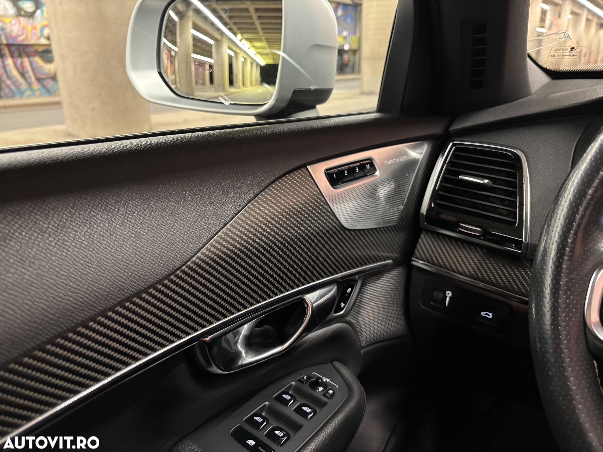 Volvo XC 90 D5 AWD Geartronic RDesign - 21