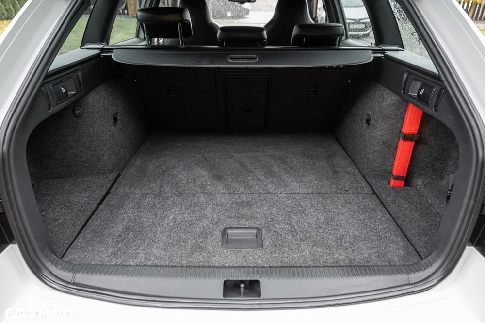 Skoda Octavia 2.0 TSI RS DSG - 33