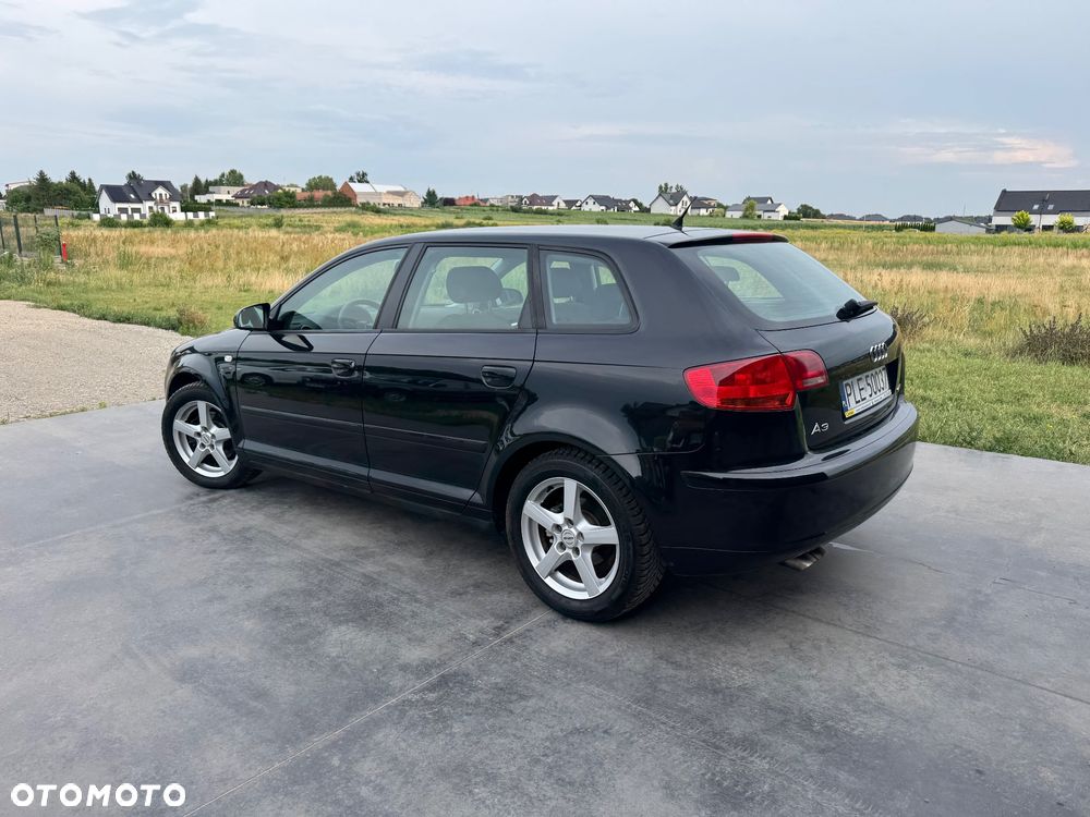 Audi A3 Sportback - 12