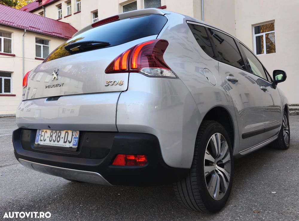 Peugeot 3008 HDi FAP 150 Premium - 6