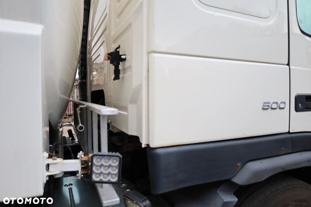 Volvo fm - 23