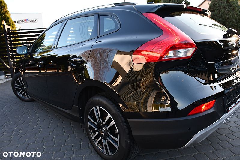 Volvo V40 Cross Country D2 Momentum - 33