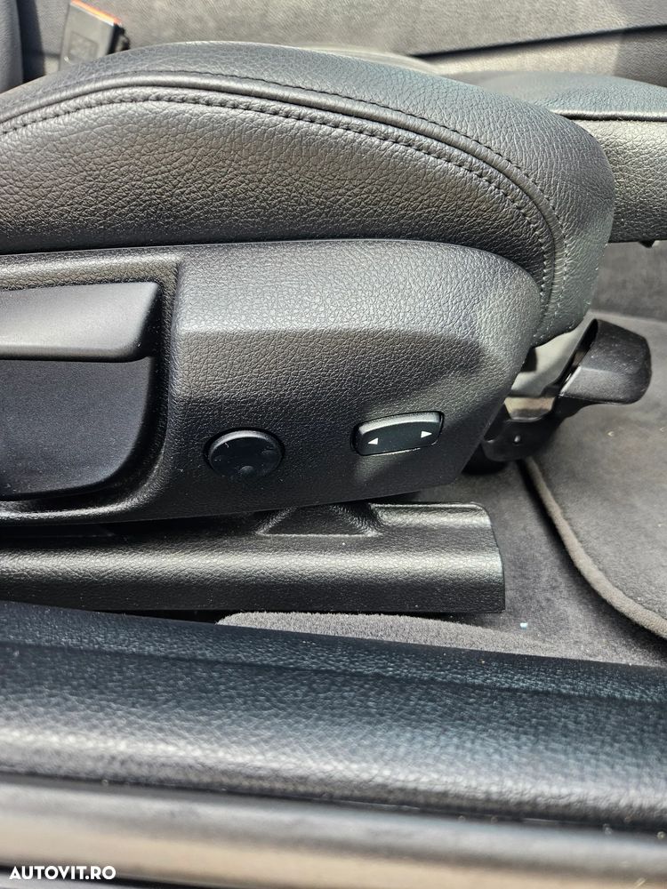 BMW Seria 3 320d Sport Line - 18