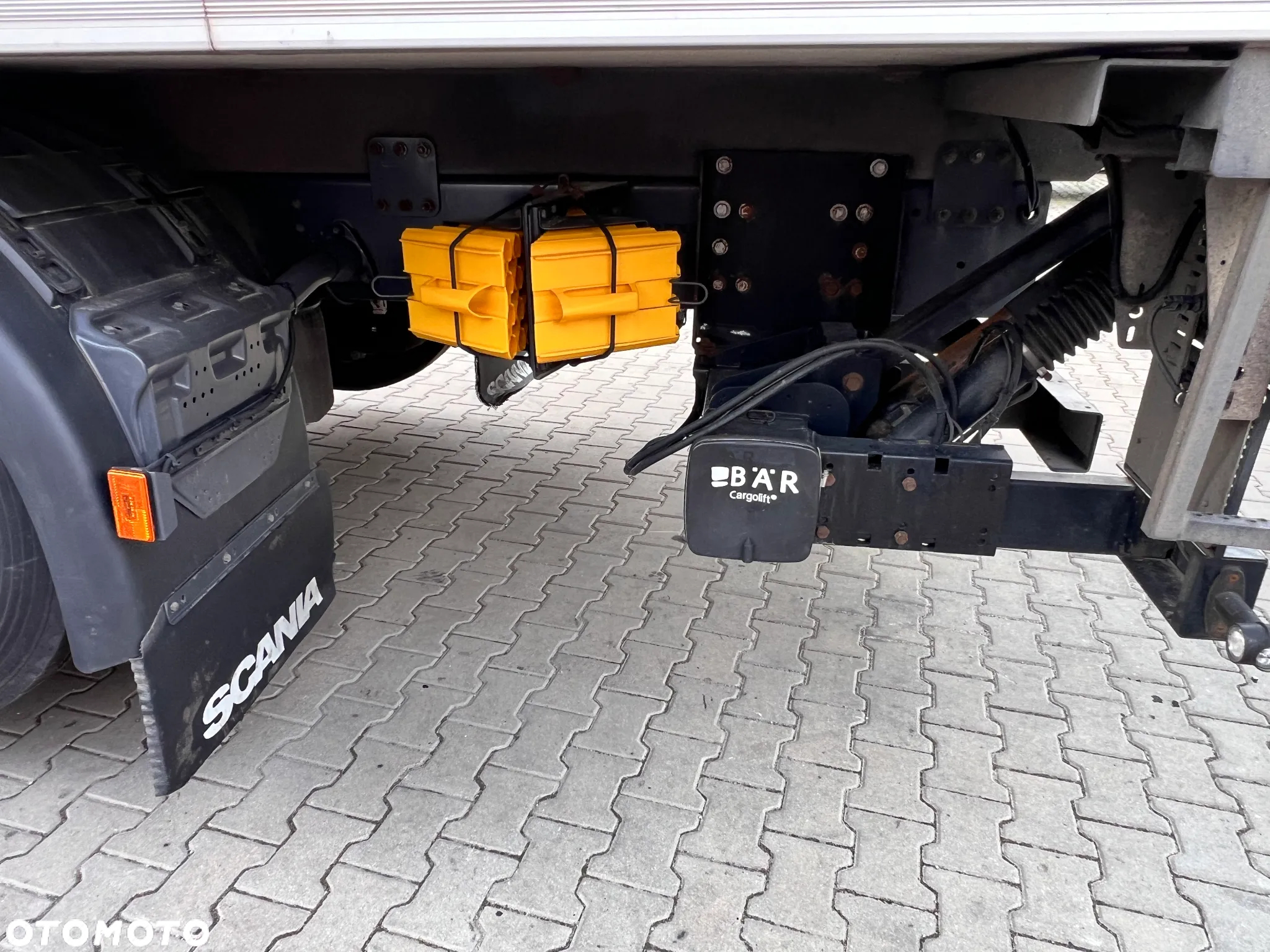 Scania P360 scania po kontrakcie złotym idealny stan chłodnia mroźnia T-1000R 370Tkm jak nowy 6x2/4 - 23