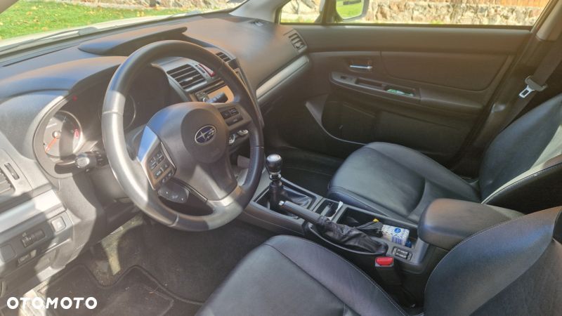 Subaru Xv 2016 photo 5