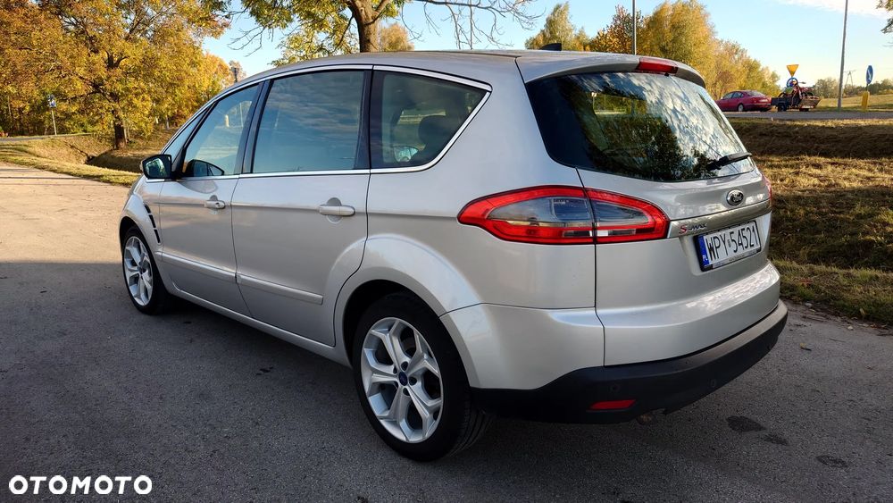 Ford S-Max 2014 photo 2