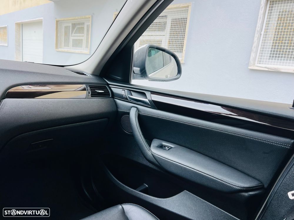 BMW X4 20 d xDrive XLine Auto - 28